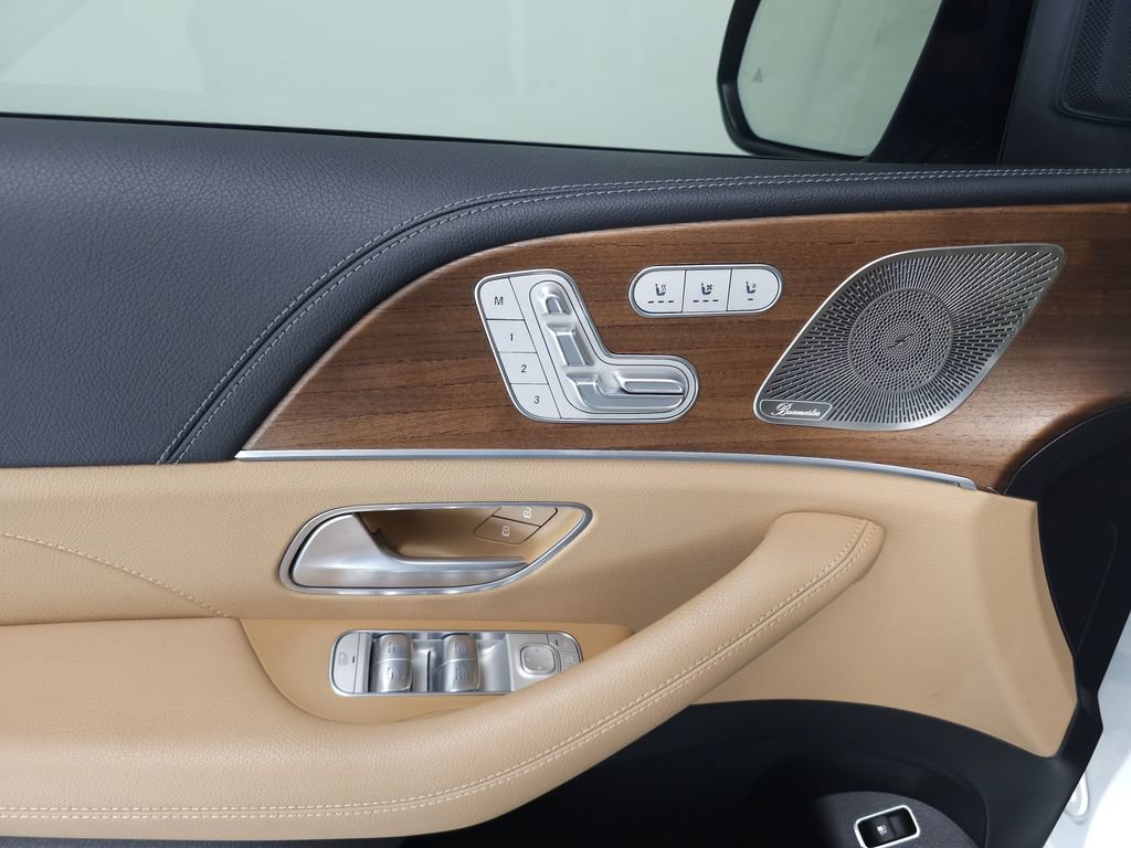Used 2024 Mercedes-Benz GLE 450e 4MATIC image 6