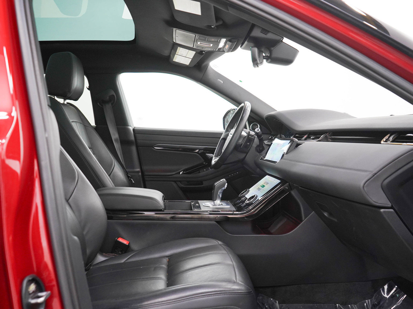 Used 2020 Land Rover Range Rover Evoque R-Dynamic SE AWD/4WD image 14
