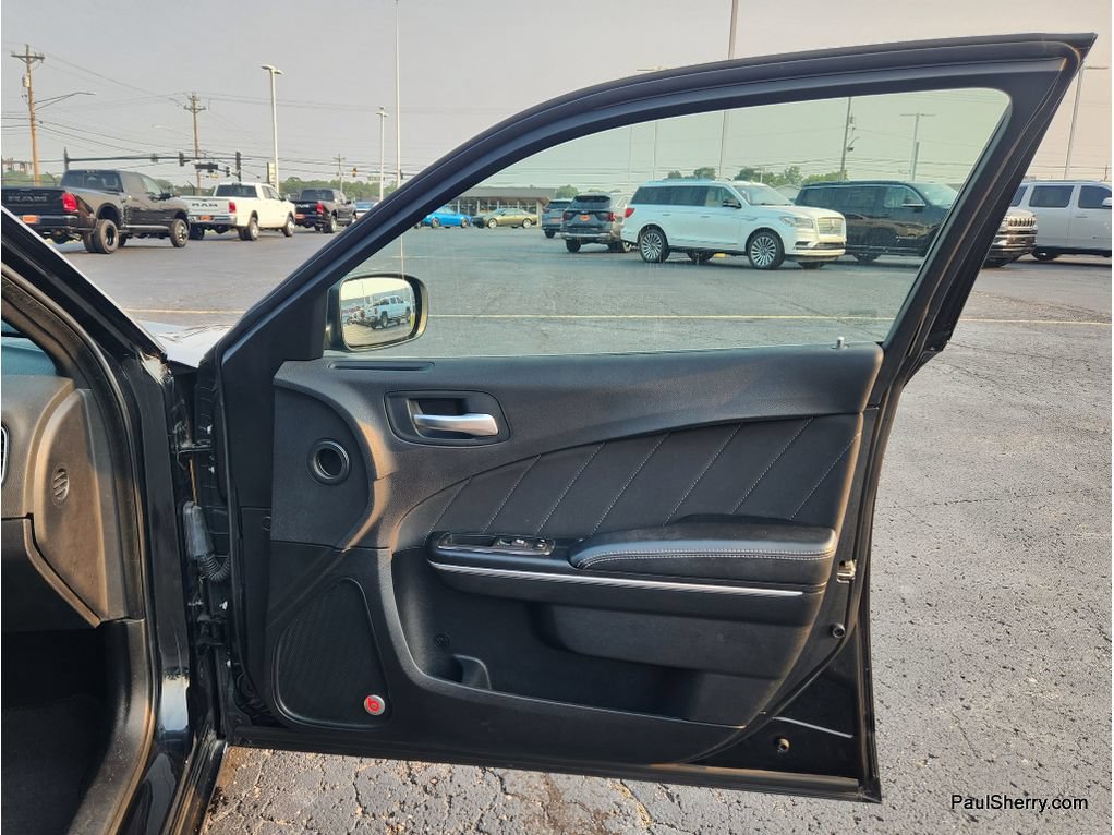 Used 2017 Dodge Charger SXT w/ Rallye Group AWD/4WD image 41