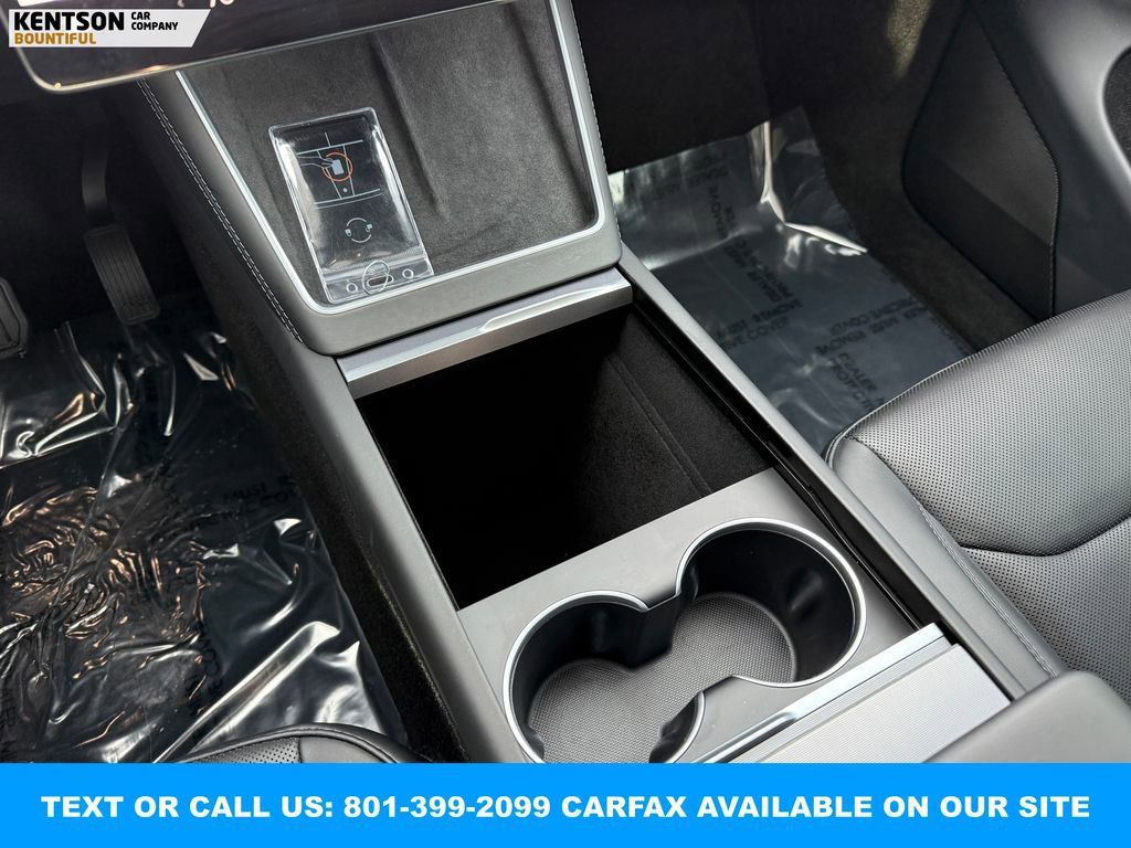 Used 2026 Tesla Model Y AWD image 25