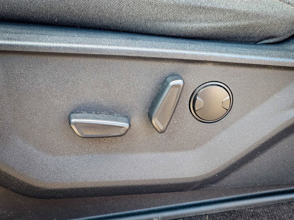 Used 2022 Ford F150 XLT w/ Equipment Group 302A High image 15