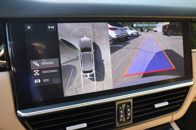 Used 2019 Porsche Cayenne AWD/4WD image 19