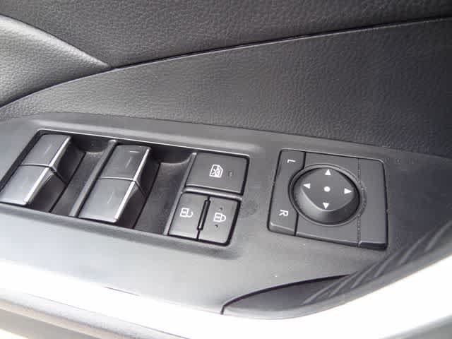 Used 2024 Toyota RAV4 XLE FWD image 15