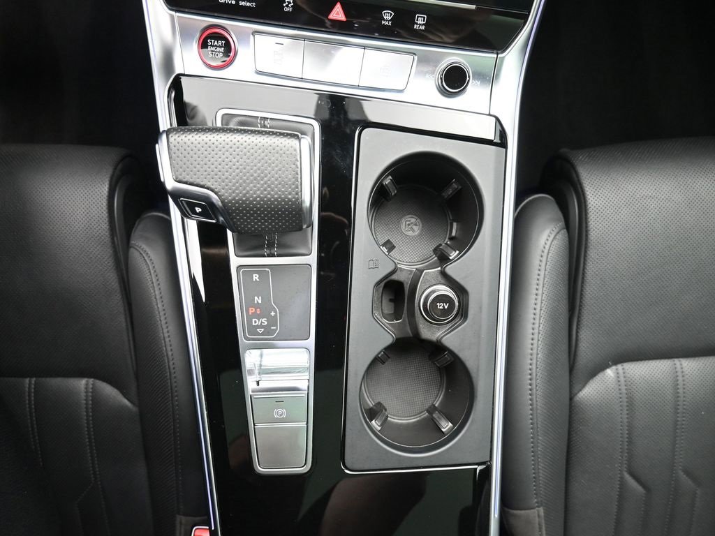 Used 2021 Audi RS 7 Sportback w/ RS 7 Executive Package image 18