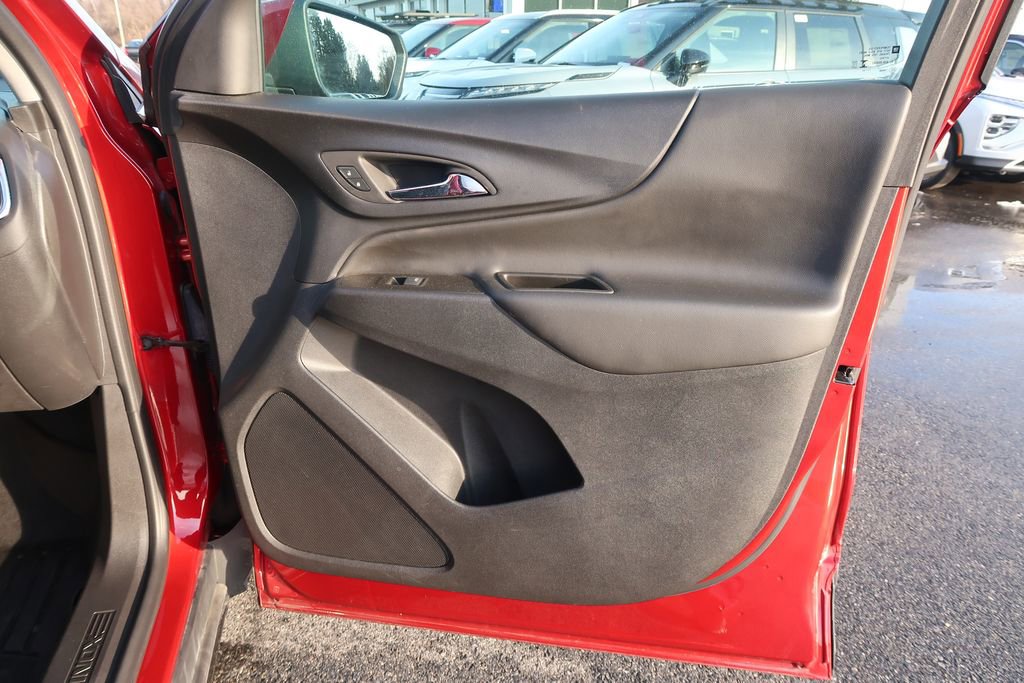 Used 2023 Chevrolet Equinox LT image 22