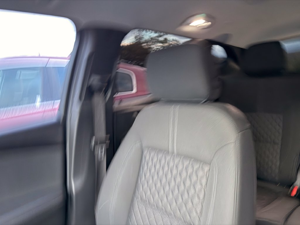 Used 2022 Chevrolet Blazer LT AWD/4WD image 18