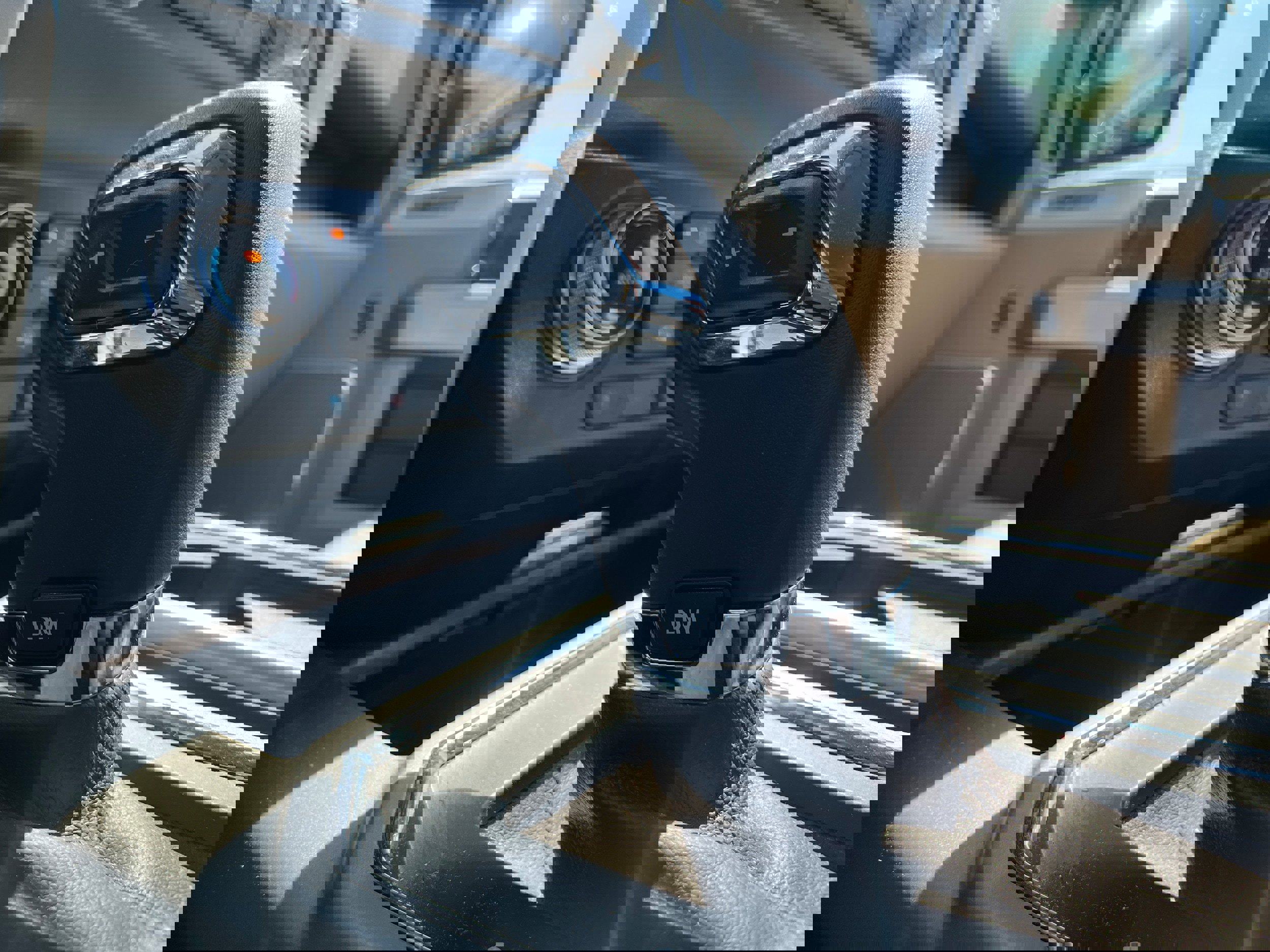 Certified 2019 Ford F150 Lariat w/ Equipment Group 502A Luxury image 16