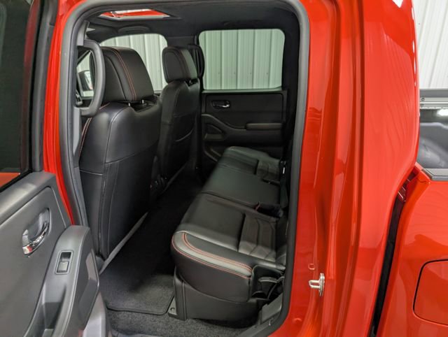 Used 2025 Nissan Frontier PRO-4X w/ Pro Premium Package AWD/4WD image 11