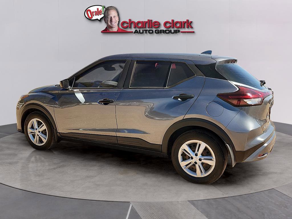Used 2024 Nissan Kicks S image 2