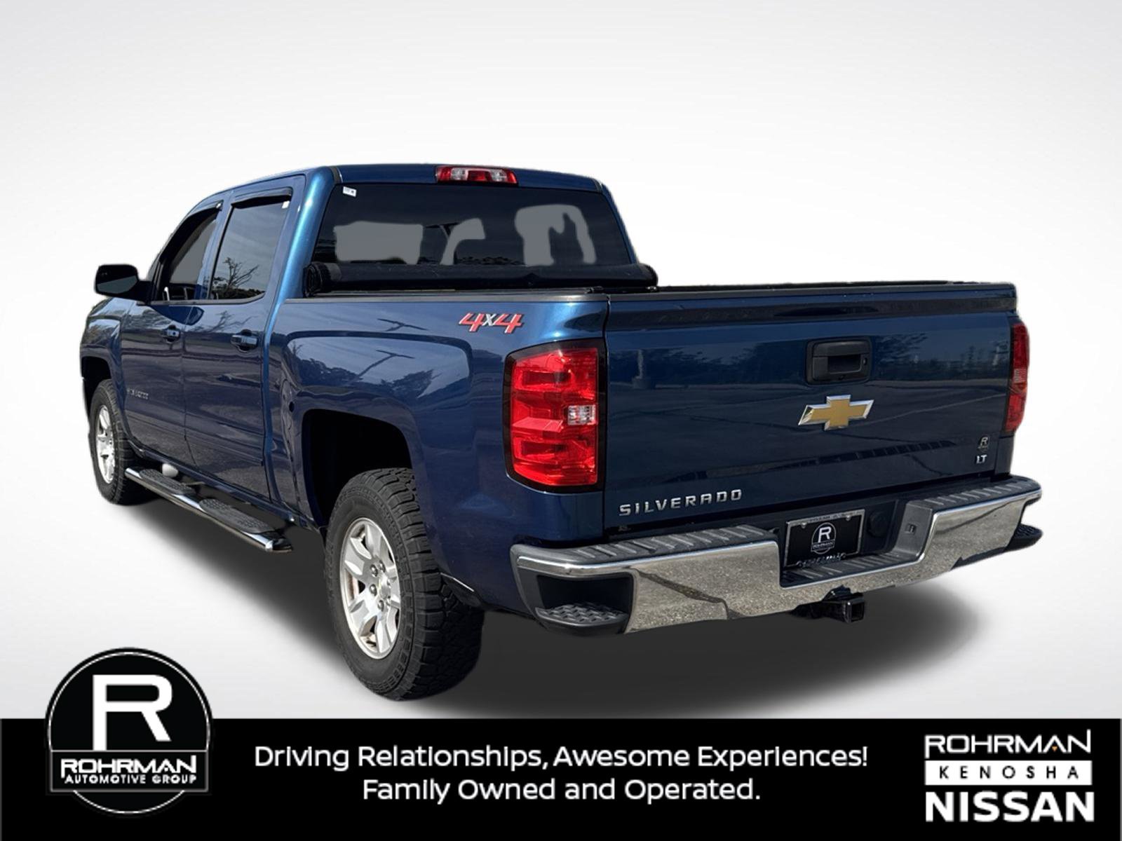 Used 2018 Chevrolet Silverado 1500 LT w/ All Star Edition AWD/4WD image 9