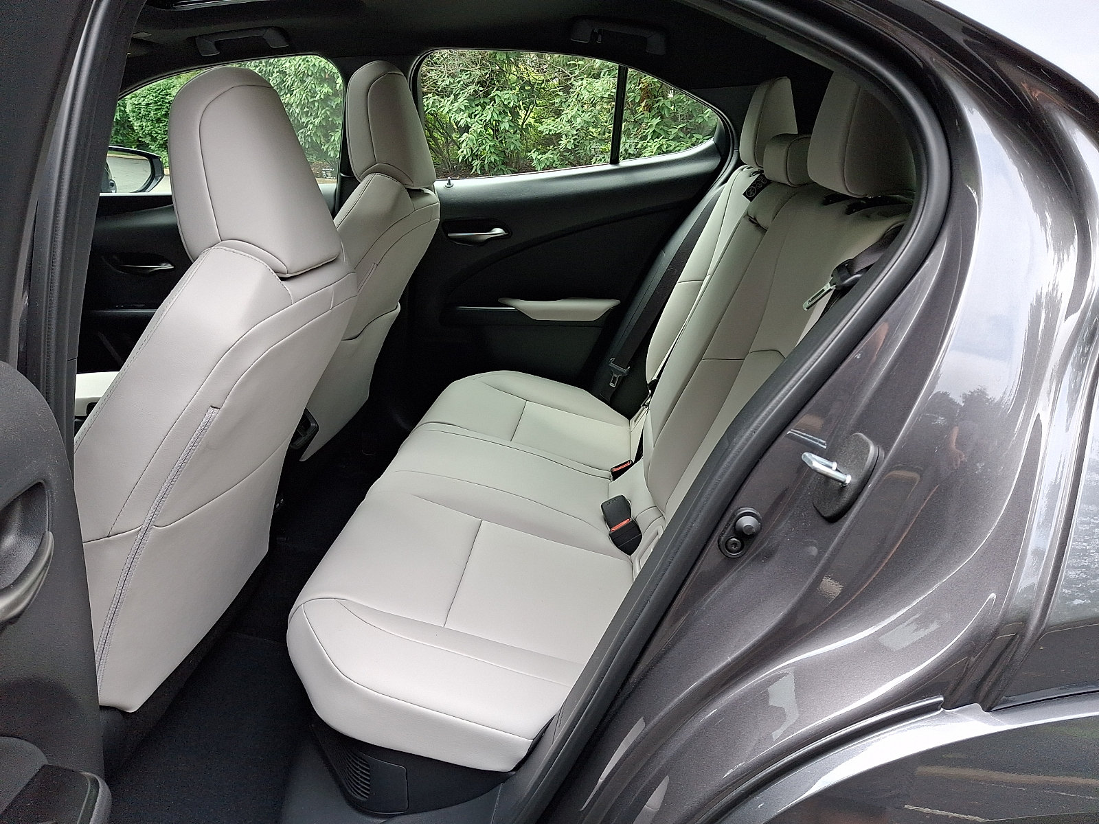 Certified 2026 Lexus UX 300h AWD w/ Accessory Package (2T) image 10