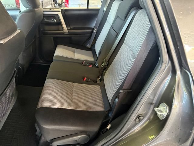 Used 2016 Toyota 4Runner SR5 AWD/4WD image 16