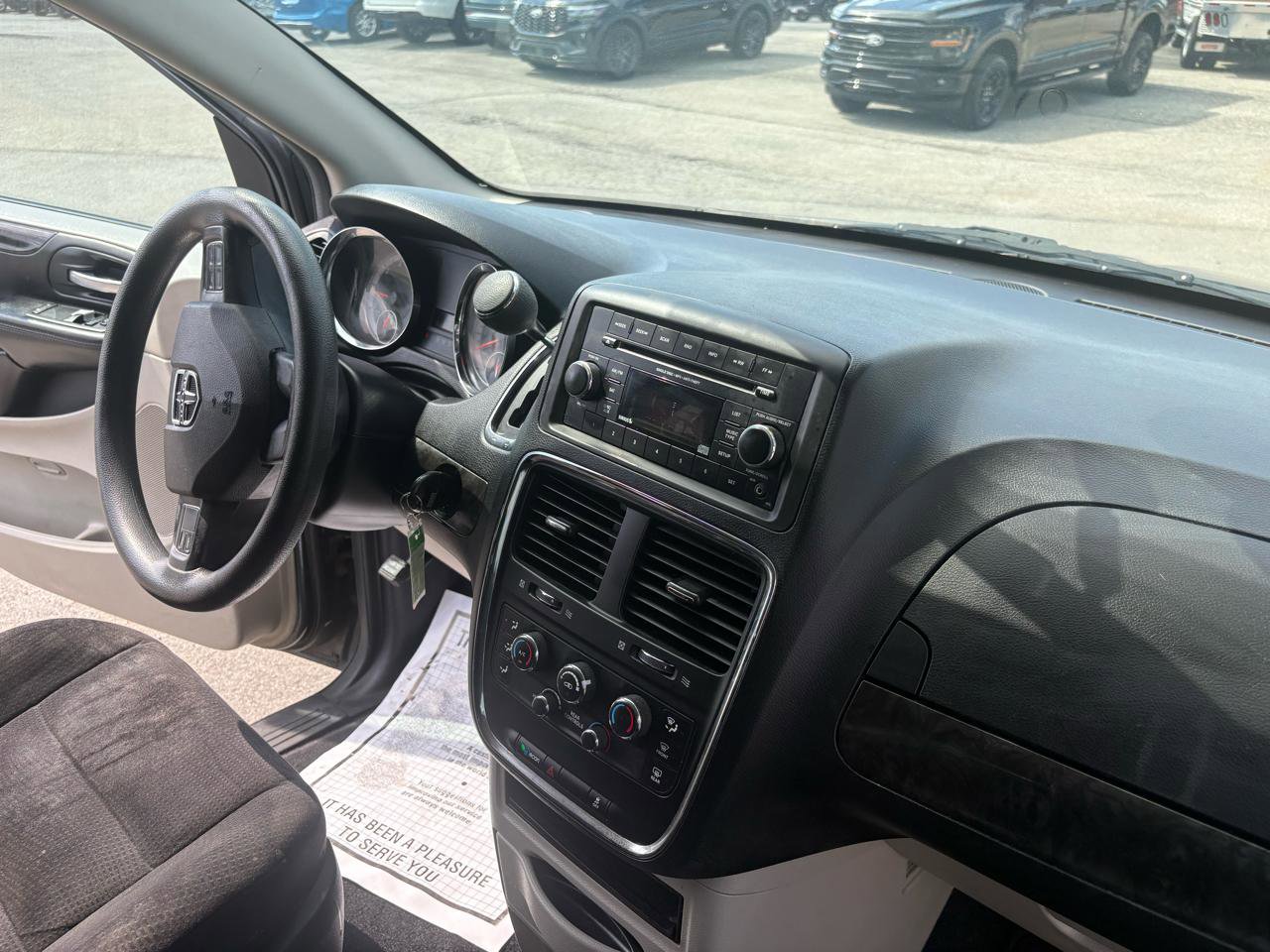 Used 2014 Dodge Grand Caravan SE w/ Quick Order Package 29E SE FWD image 30