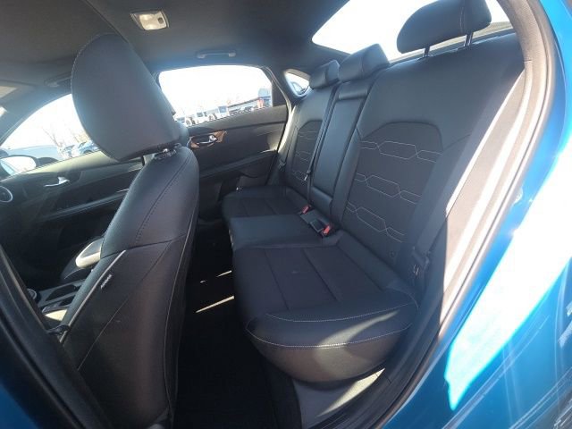 Used 2023 Kia Forte GT-Line w/ GT-Line Premium Package image 16