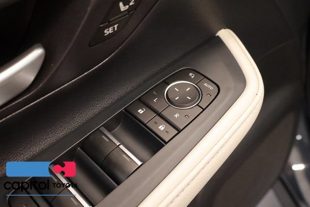 Certified 2024 Toyota Grand Highlander AWD image 11