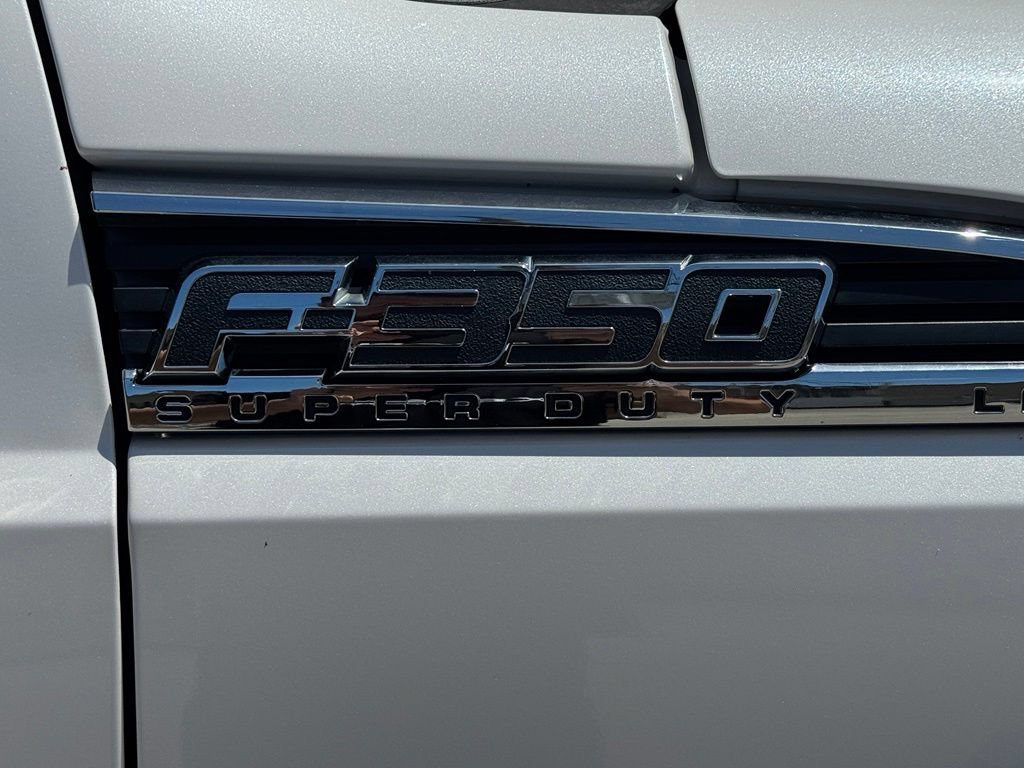 Used 2013 Ford F350 Platinum AWD/4WD image 8