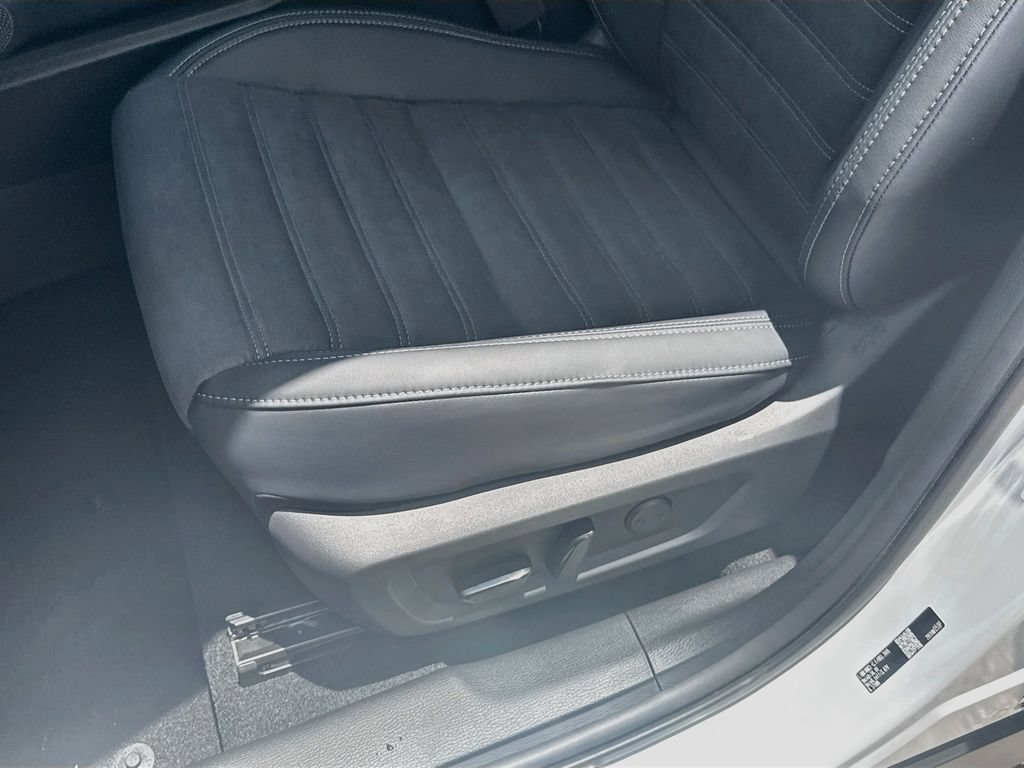 New 2026 Mitsubishi Outlander LE FWD image 20
