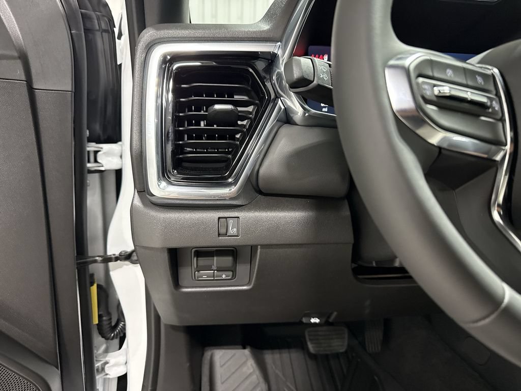 New 2026 GMC Canyon Elevation w/ Convenience Package RWD image 18