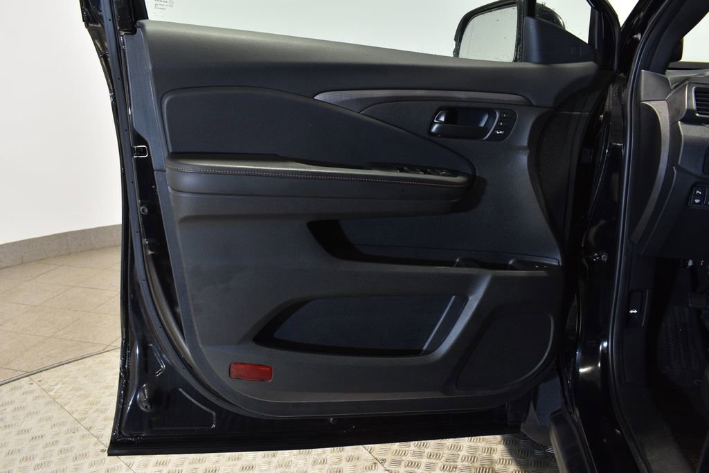 Used 2022 Honda Passport TrailSport image 9