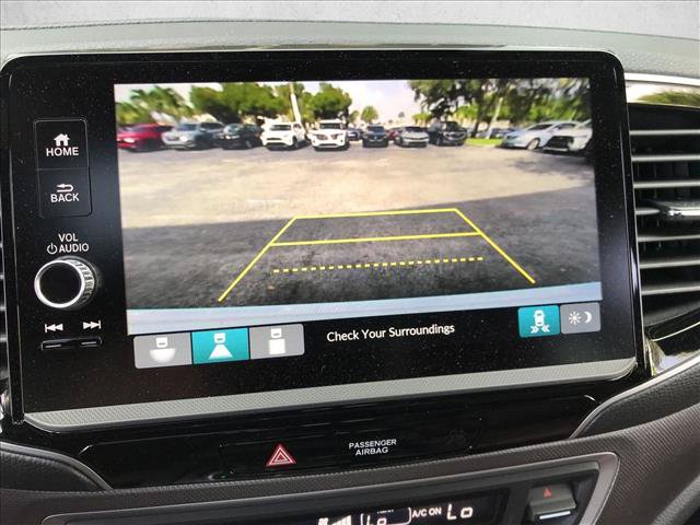 Used 2025 Honda Ridgeline RTL image 13