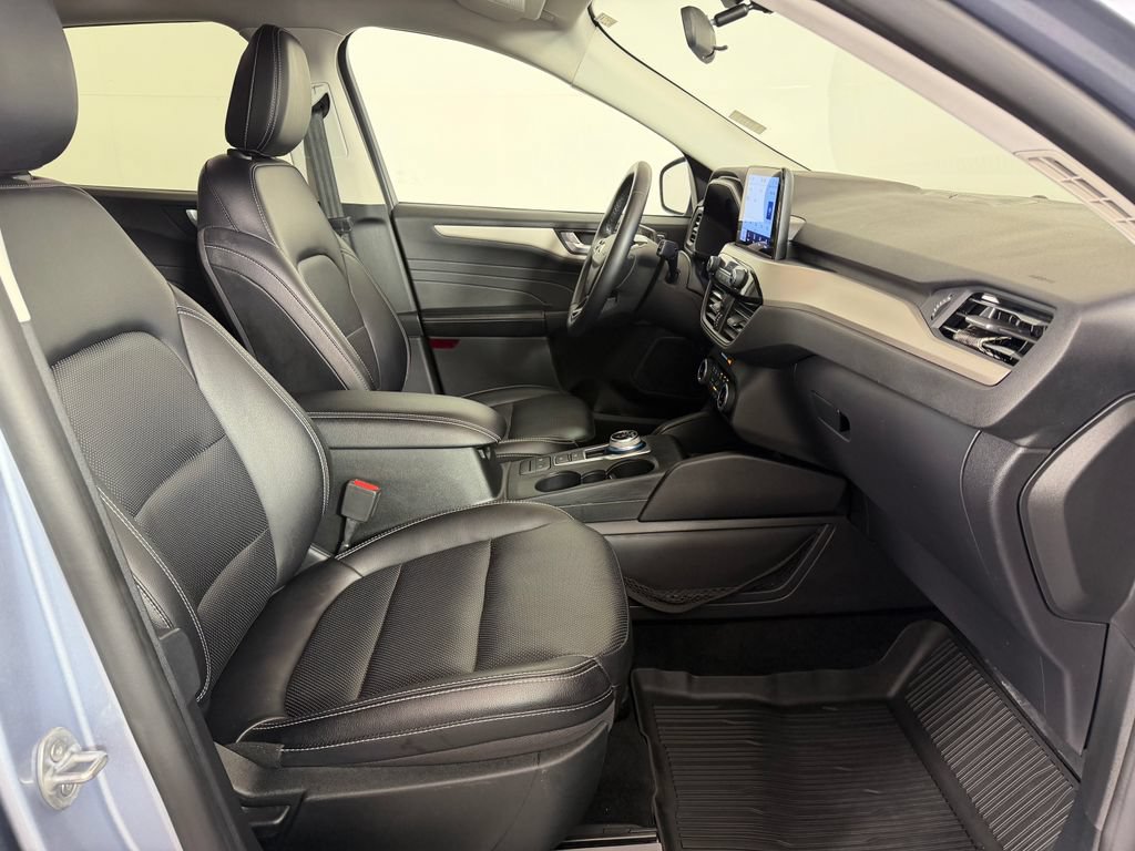 Used 2022 Ford Escape SEL w/ Technology Package AWD/4WD image 20
