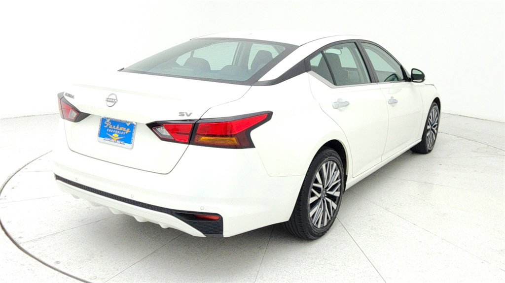 Used 2023 Nissan Altima 2.5 SV image 6