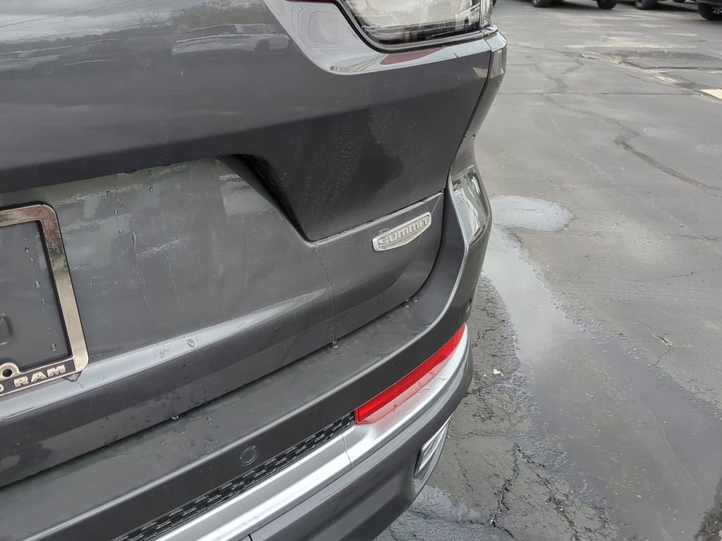 New 2025 Jeep Grand Cherokee L Summit image 12