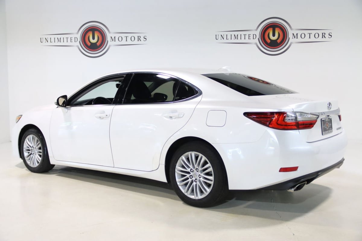 Used 2016 Lexus ES 350 FWD image 3