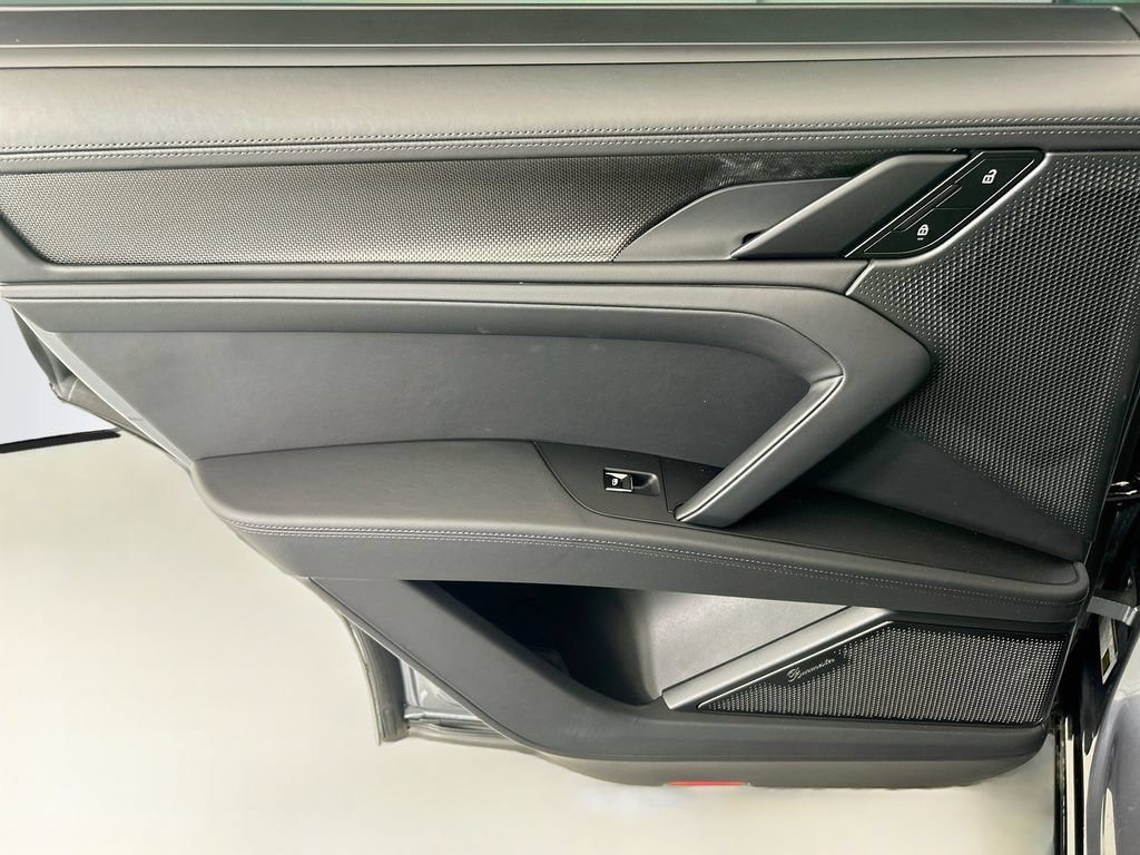 New 2026 Porsche Cayenne Turbo AWD/4WD image 26