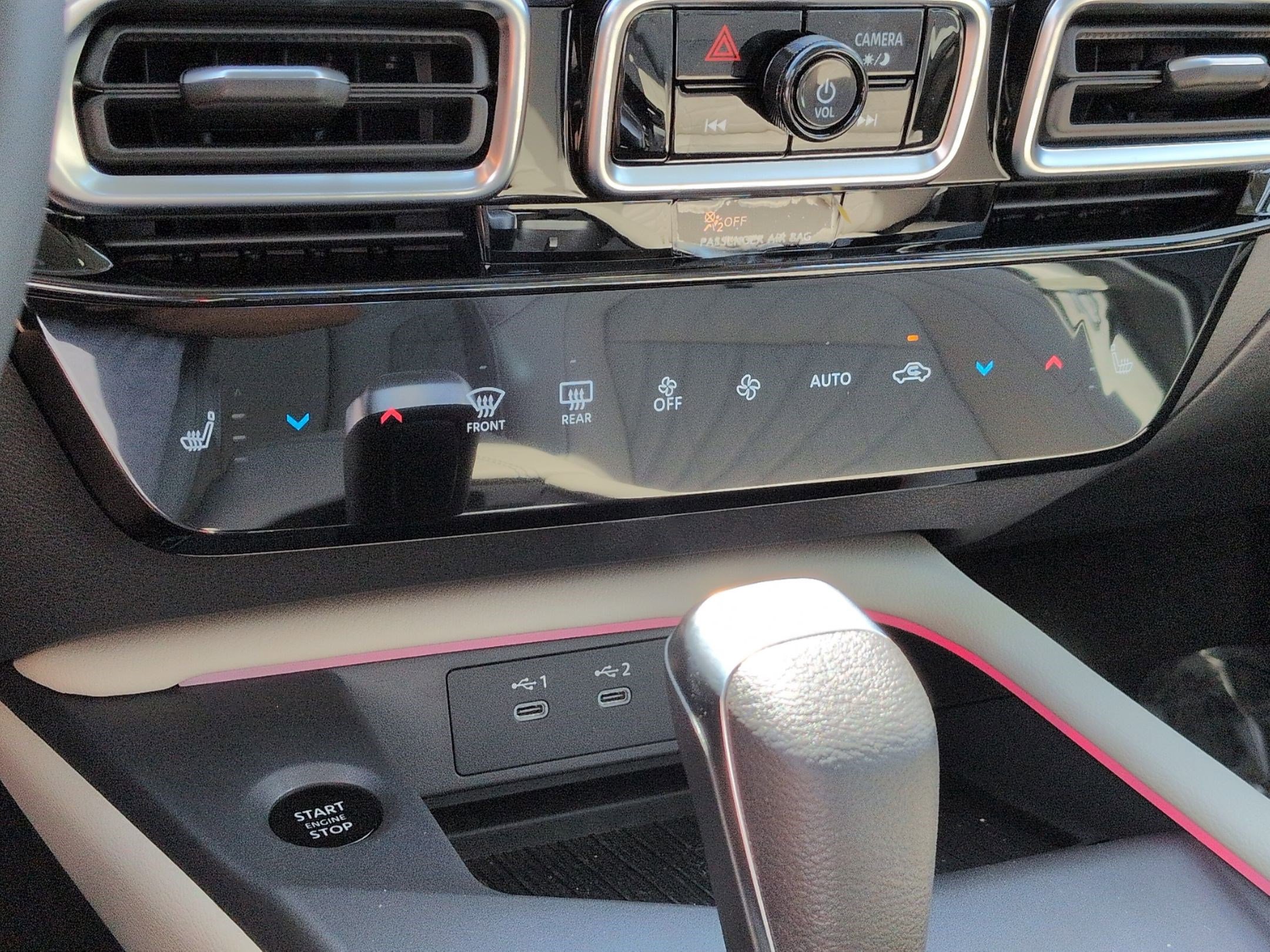 New 2026 Nissan Sentra SL w/ Floor Mat Package FWD image 19