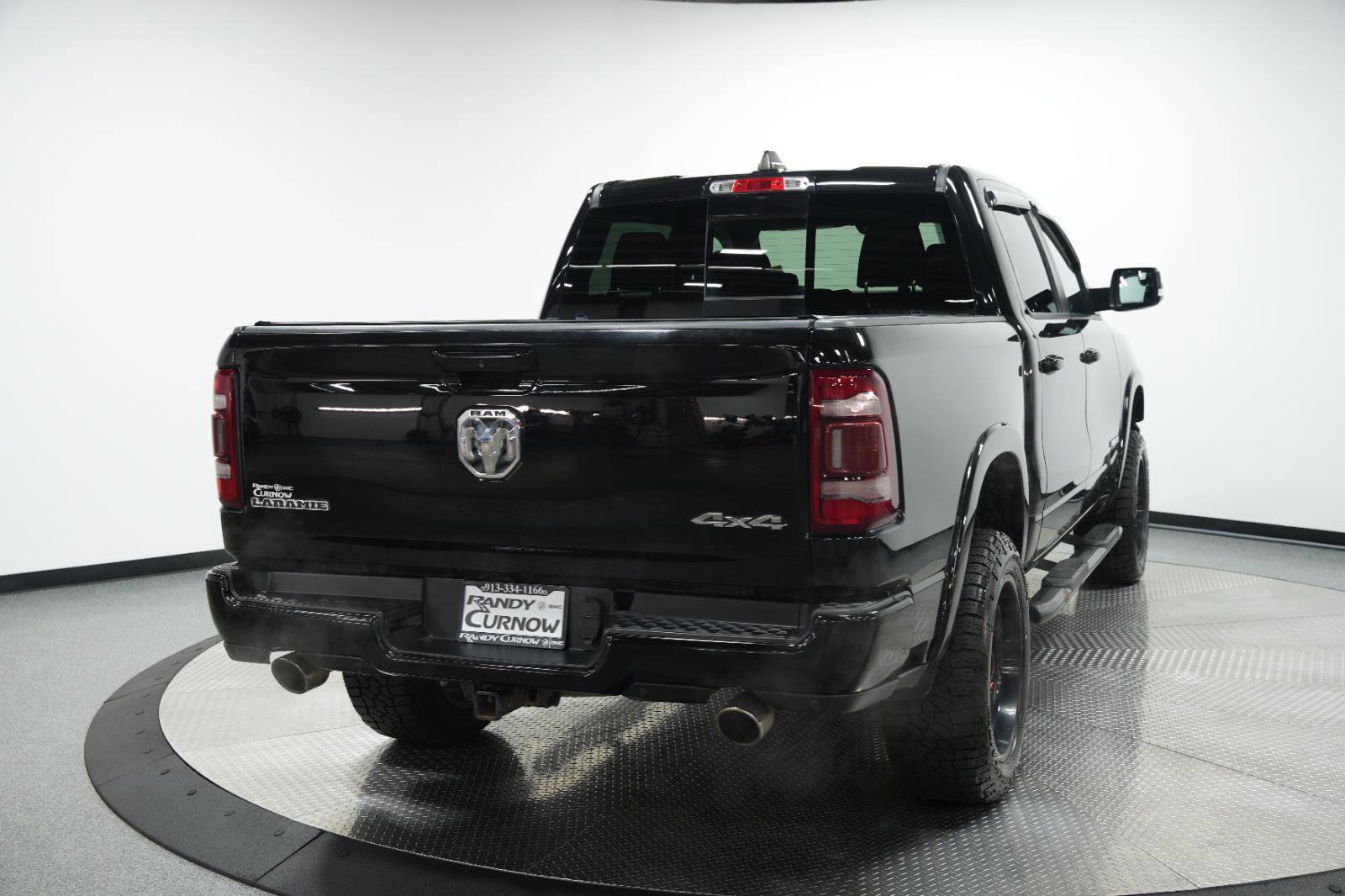 Used 2019 RAM 1500 Laramie w/ Sport Appearance Package image 8