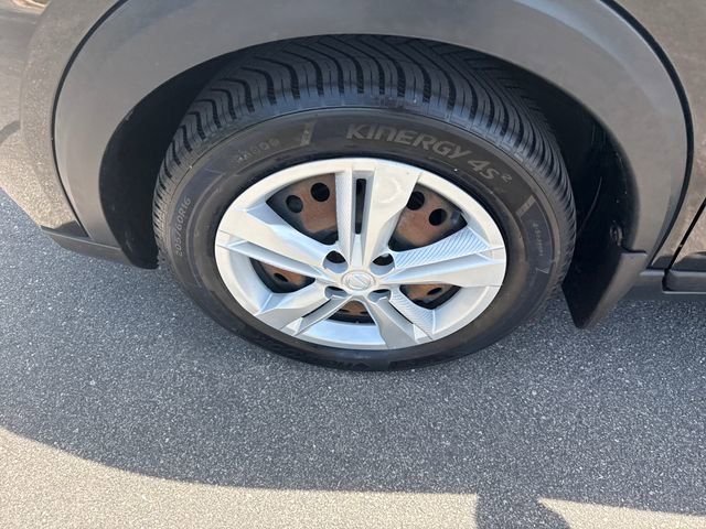 Used 2020 Nissan Kicks S FWD image 36