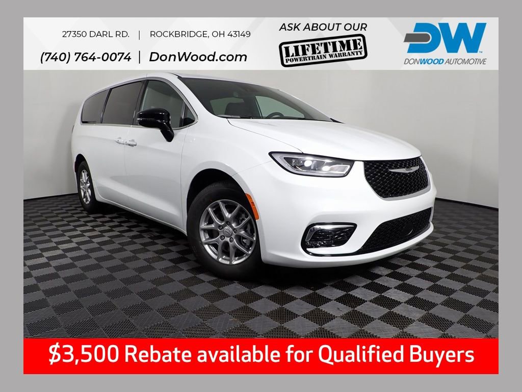 New 2026 Chrysler Pacifica Select video 1