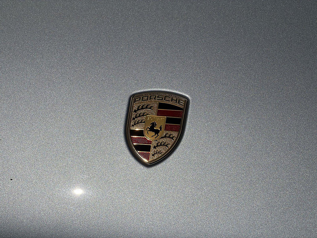 Used 2024 Porsche Macan AWD/4WD image 31