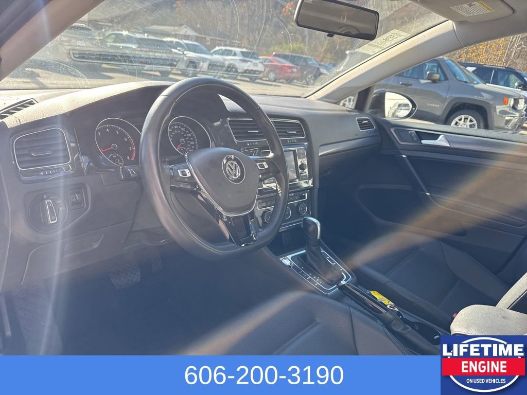 Used 2021 Volkswagen Golf 4-Door FWD image 19