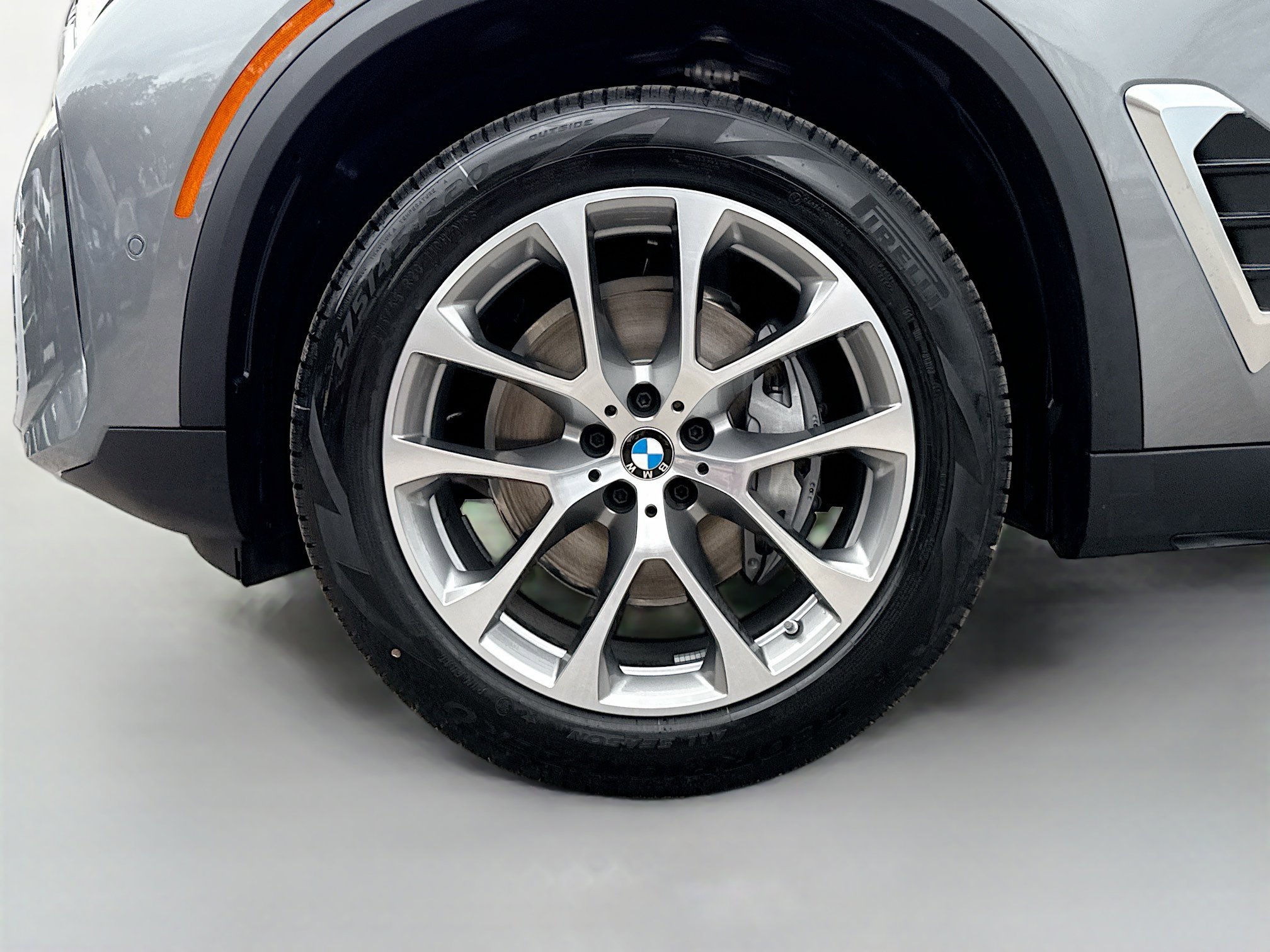 New 2026 BMW X5 sDrive40i RWD image 41