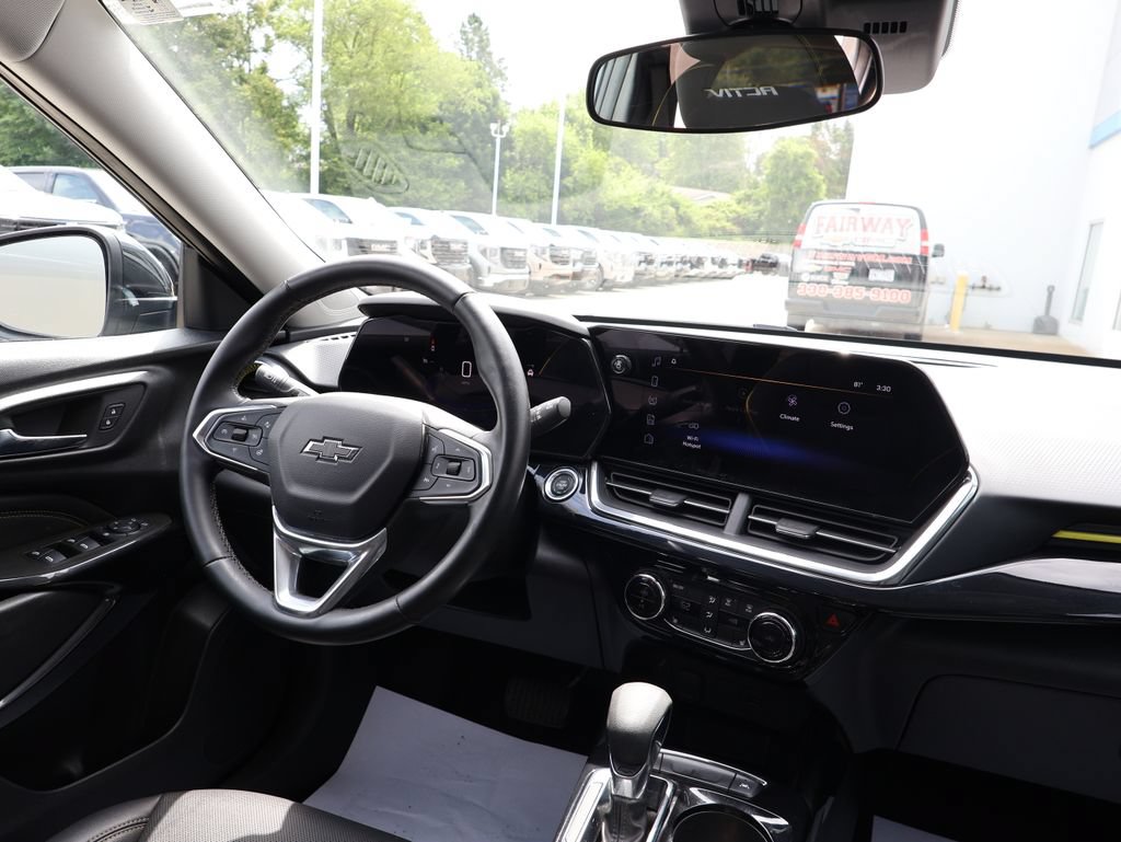 Certified 2024 Chevrolet Trax ACTIV FWD image 26