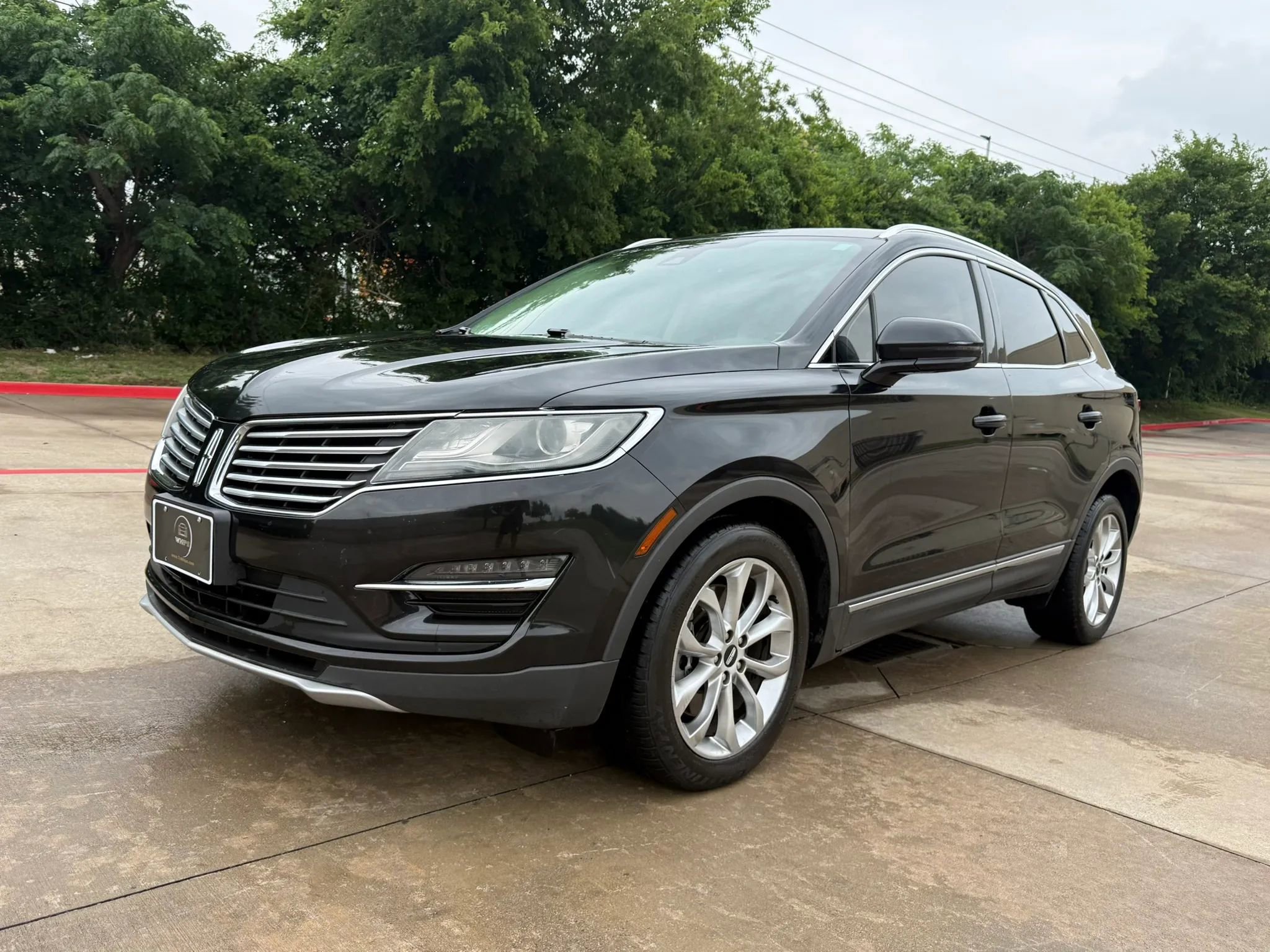Used 2015 Lincoln MKC AWD w/ Equipment Group 101A Select image 2