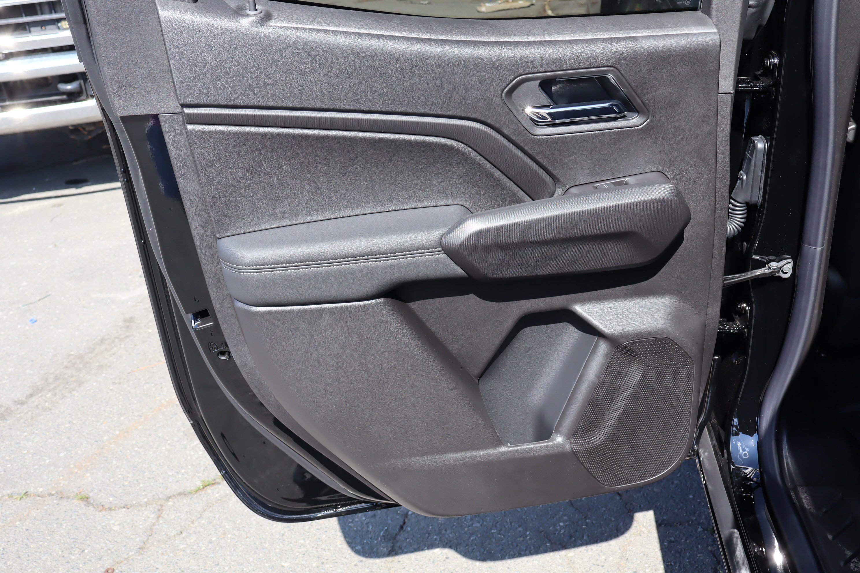 New 2026 Chevrolet Colorado LT w/ LT Convenience Package RWD image 18