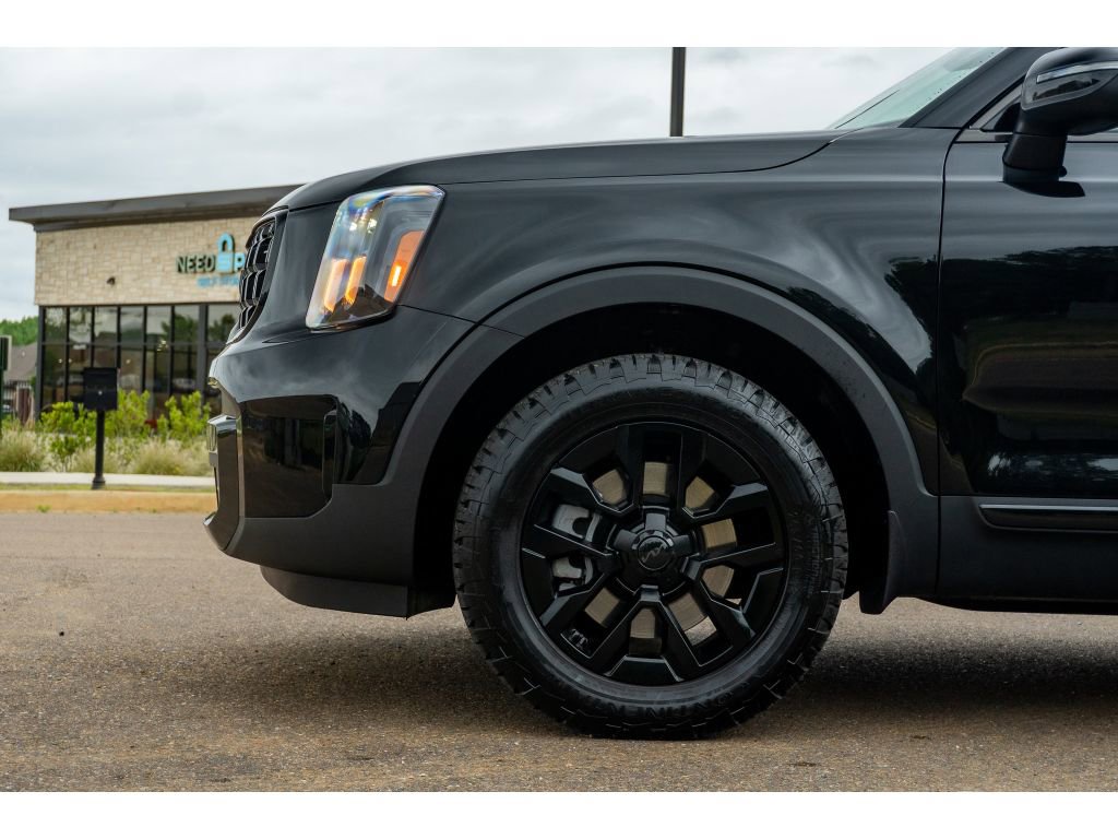 Used 2025 Kia Telluride AWD image 10