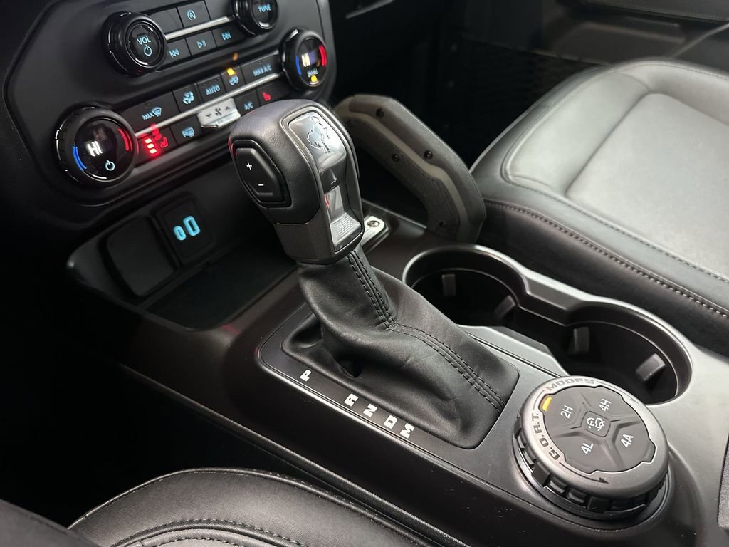 Used 2024 Ford Bronco Everglades image 20