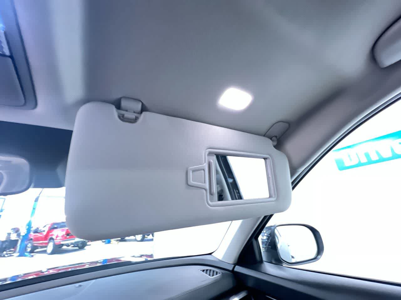 Used 2025 Kia Telluride S FWD image 37