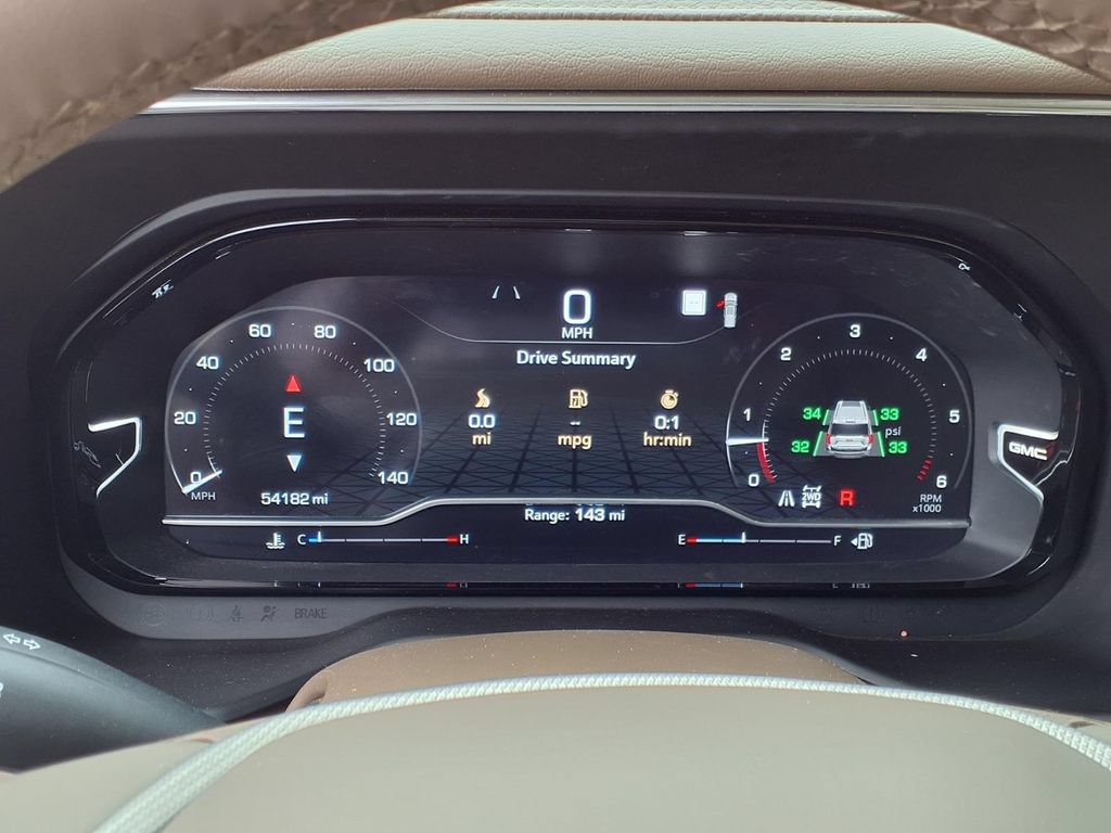 Used 2023 GMC Yukon XL Denali AWD/4WD image 16