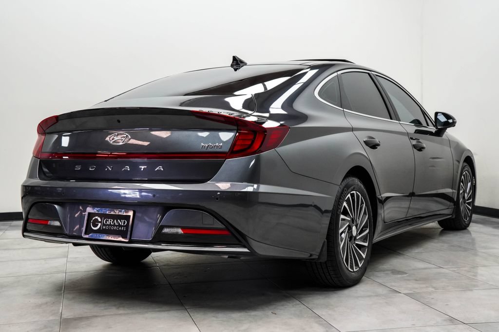 Used 2023 Hyundai Sonata Limited w/ Cargo Package FWD image 13