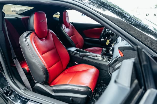 Used 2010 Chevrolet Camaro SS w/ LPO, Ground Effects Package RWD image 66