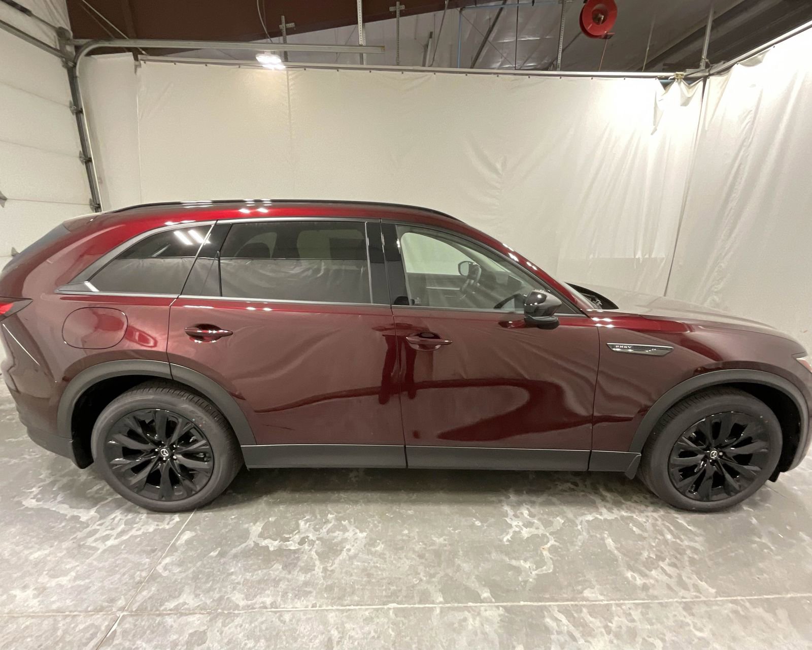 Used 2025 MAZDA CX-90 Plug-In Hybrid w/Premium Sport image 4