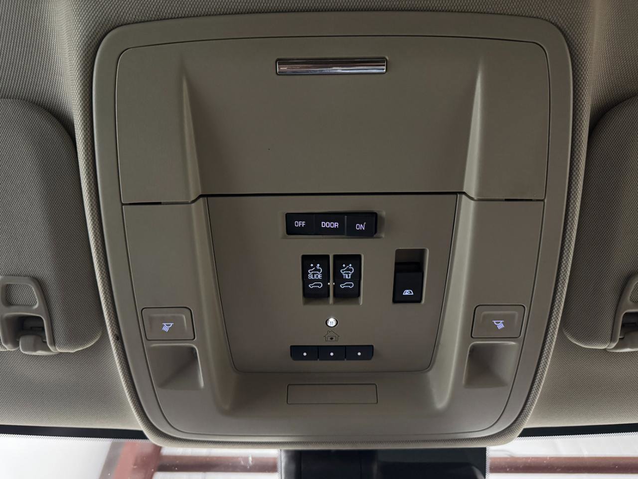 Used 2018 GMC Sierra 3500 Denali w/ Duramax Plus Package AWD/4WD image 31