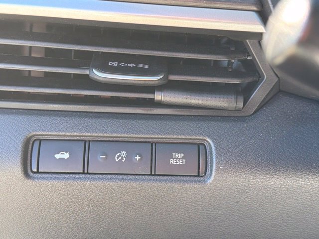 Used 2025 Nissan Altima 2.5 SV AWD/4WD image 30