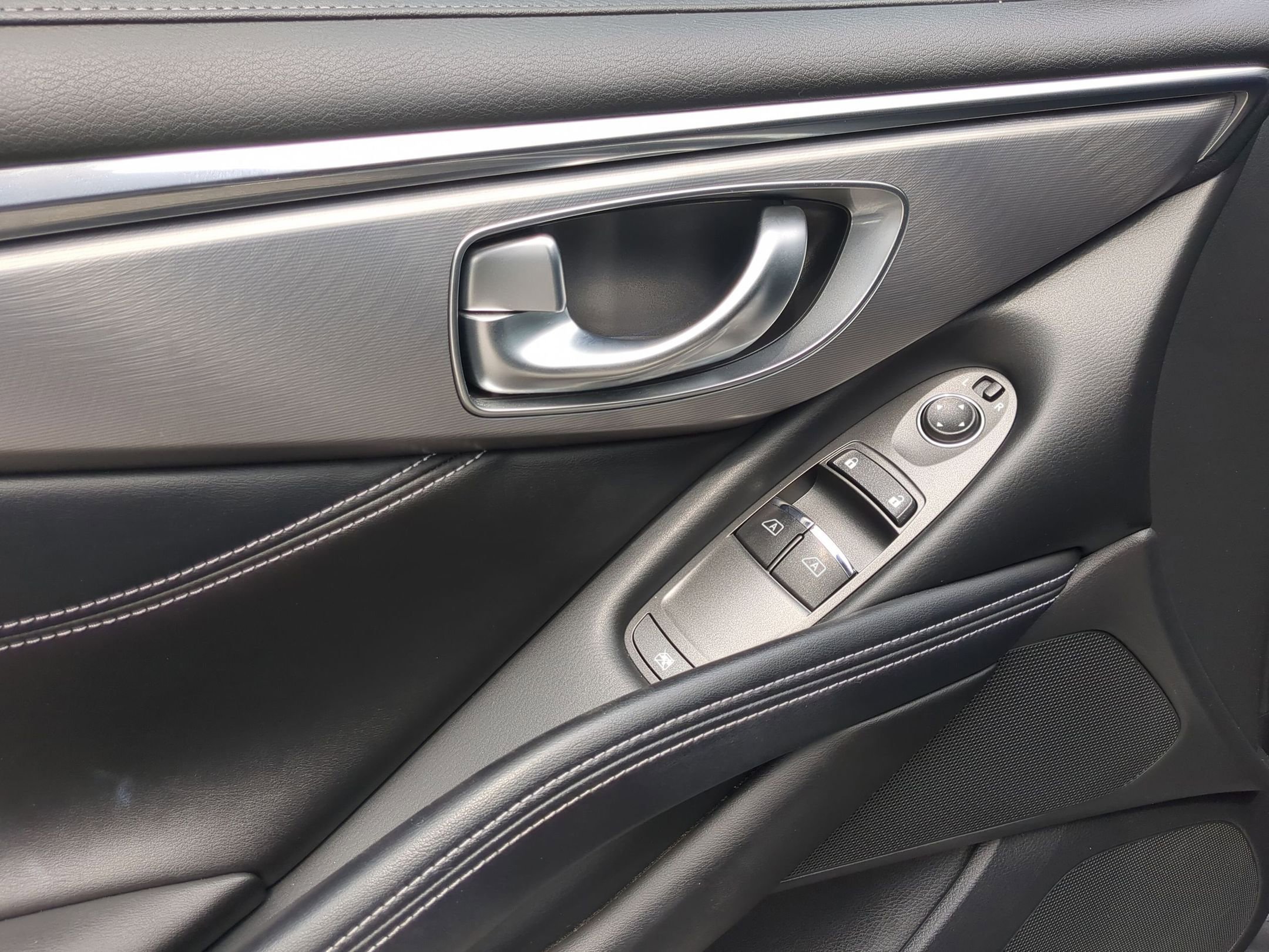 Used 2022 INFINITI Q60 3.0t Pure RWD image 12