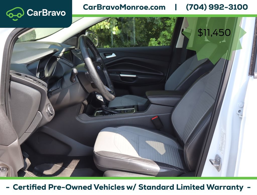 Used 2019 Ford Escape SE FWD image 13